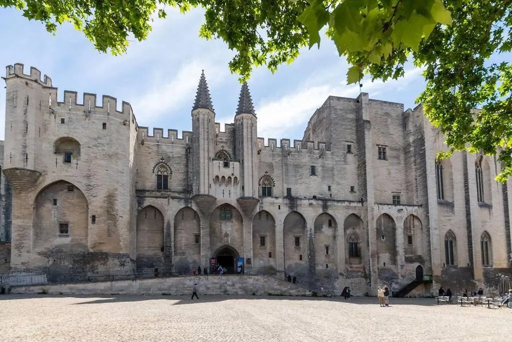 Logement De Charme En Plein Coeur D'Avignon Apartment