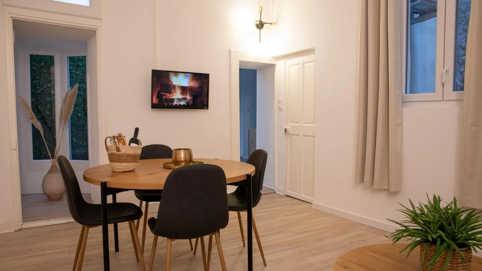 Logement De Charme En Plein Coeur D'Avignon 0*, Avignon France