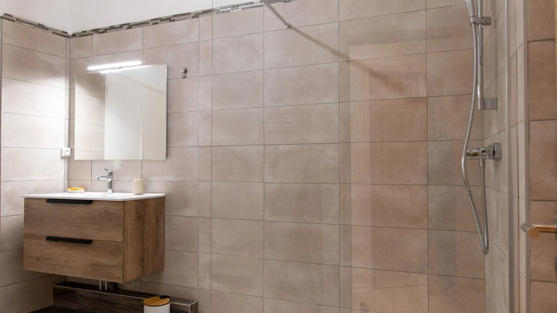 Logement De Charme En Plein Coeur D'Avignon 0*, Avignon